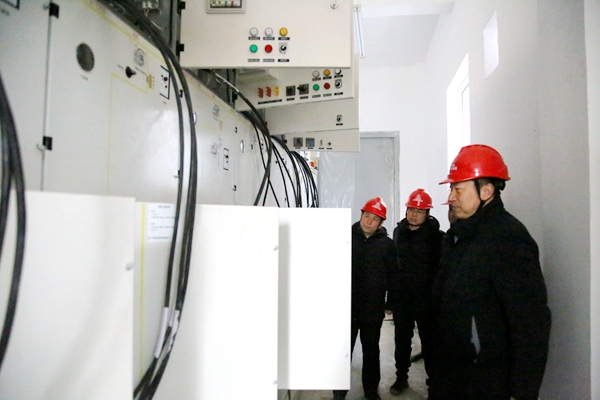 1645498288348138.jpg 新建配电室检查.JPG