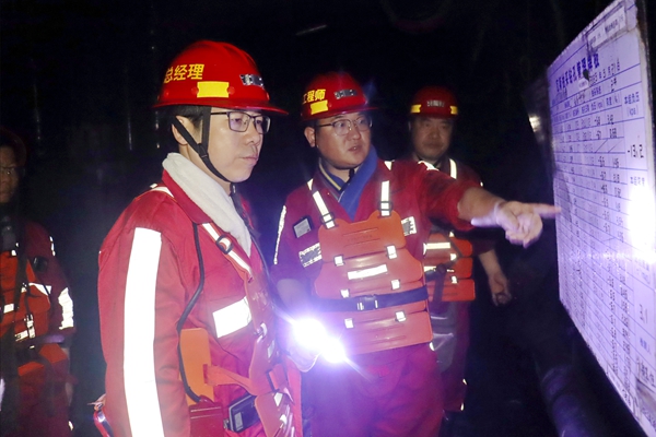 1 �����徲���_����.jpg